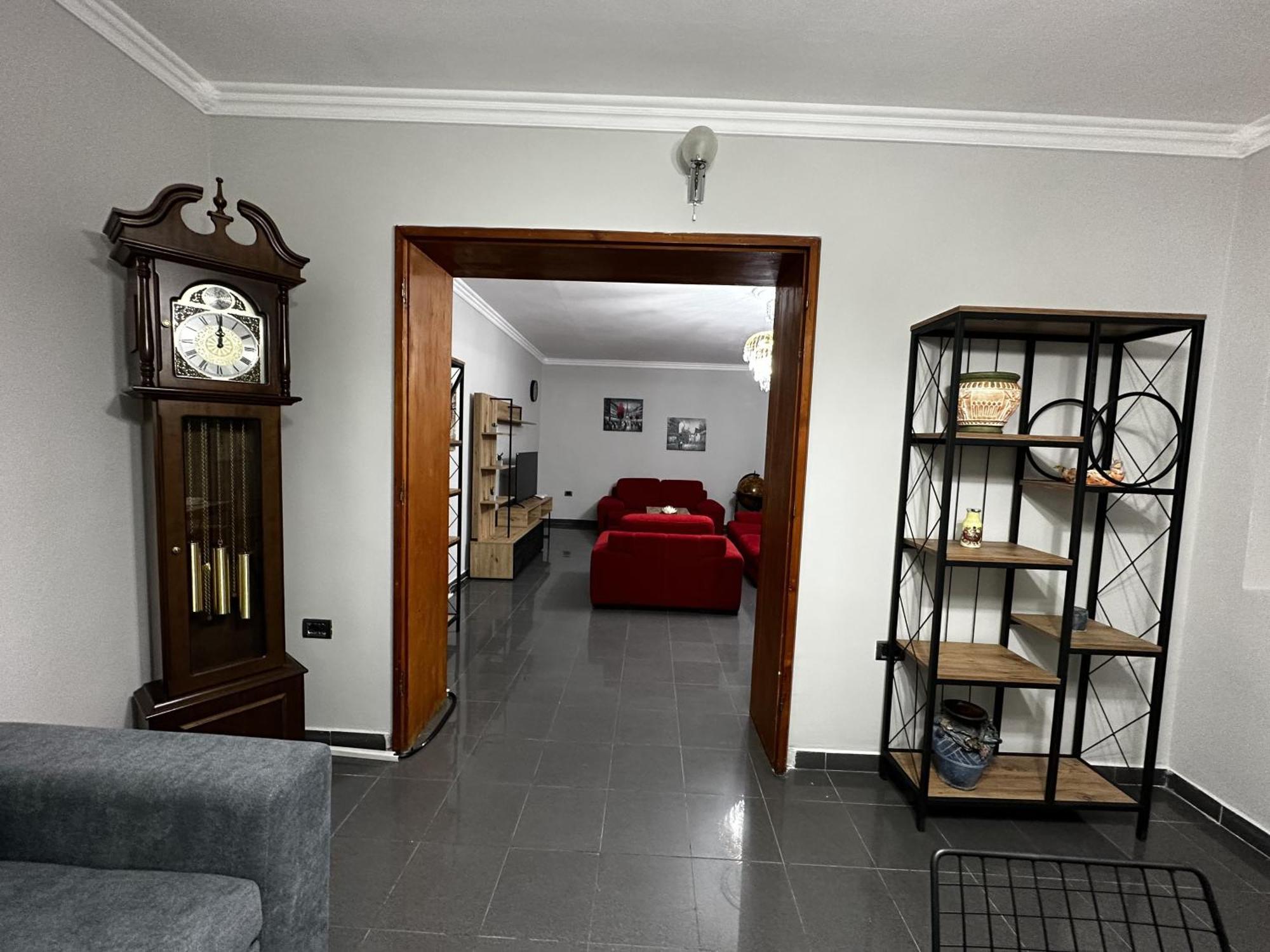 Tirana Treasure: Chic 2Br-Apartment 8Min To Skanderbeg Place Luaran gambar
